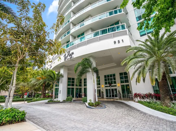951 Brickell Ave APT 3605, Miami, FL 33131