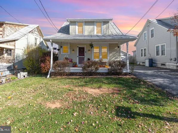 390 E Front St, Lewisberry, PA 17339