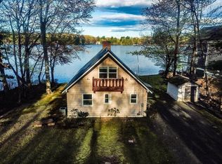 86 1st St, Brimfield, MA 01010