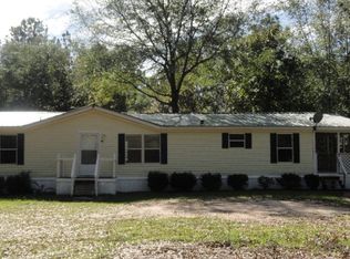 111 Chickasaw Trl, Jesup, GA 31545