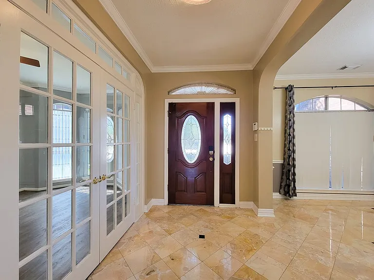 13602 Somersworth Dr — Photo 4