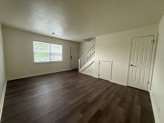 5th image of 1183 Cora Ln #26