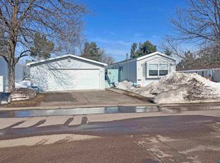 21 Kalmia Dr, Duluth, MN 55810