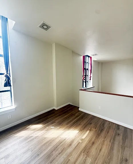 Monument Place Apartments — Photo 21