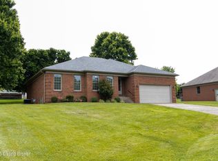 915 Woods Run Rd, Bardstown, KY 40004