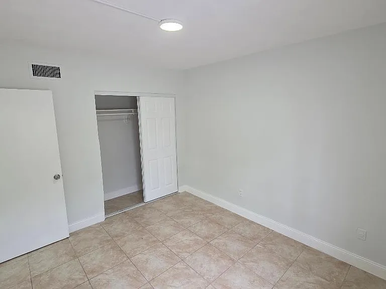 2250 NW 183rd St — Photo 12