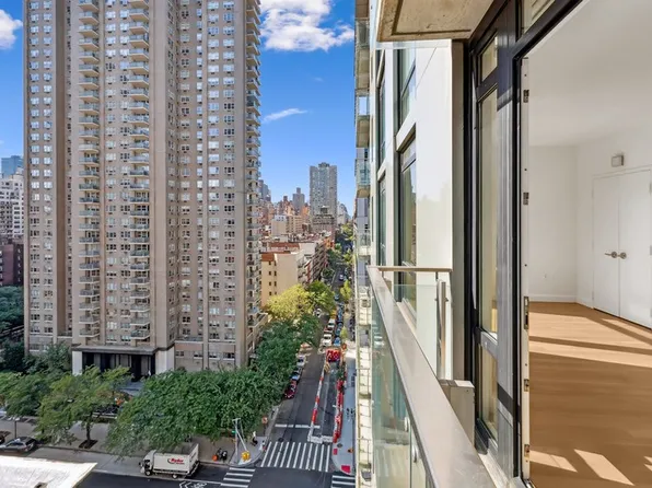 501 East 74th Street image 12 of 14