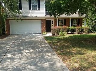 104 Longlea Dr, Clover, SC 29710