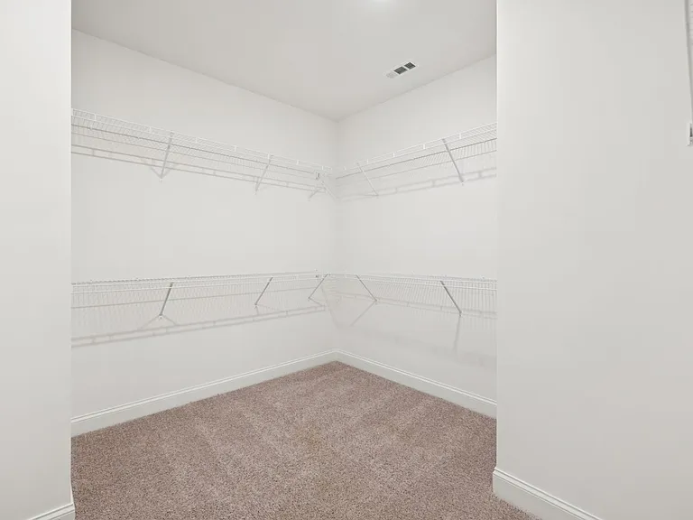 105 Cades Blf — Photo 9