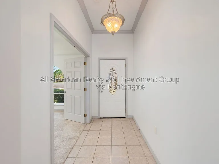 1940 Kadima Cir — Photo 4