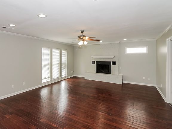 2nd image of 8140 Creekside Cir N #3
