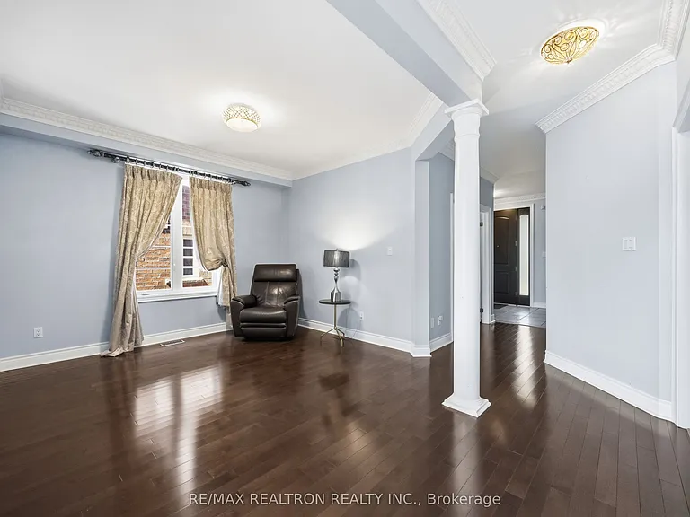 57 Dimarino Dr — Photo 13