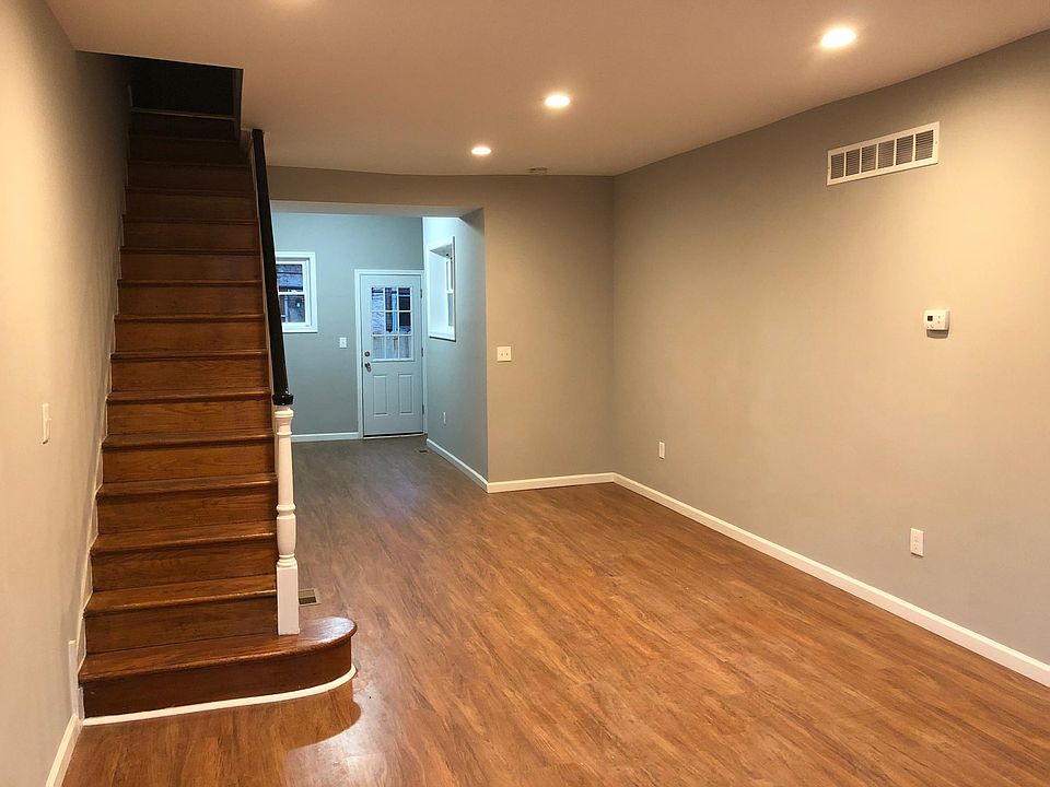 1st image of 6528 Guyer Ave