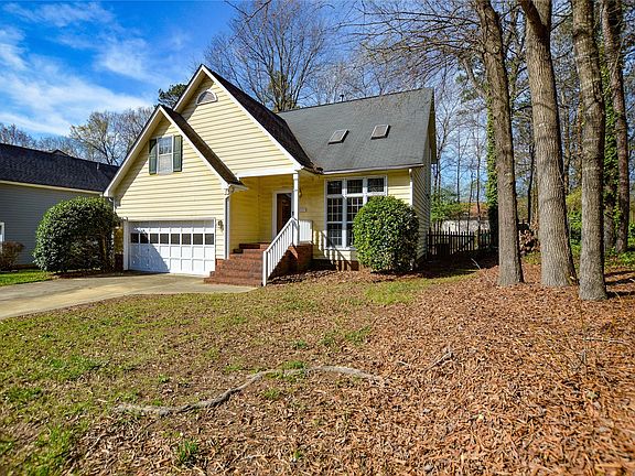 3rd image of 13515 Kintyre Ct