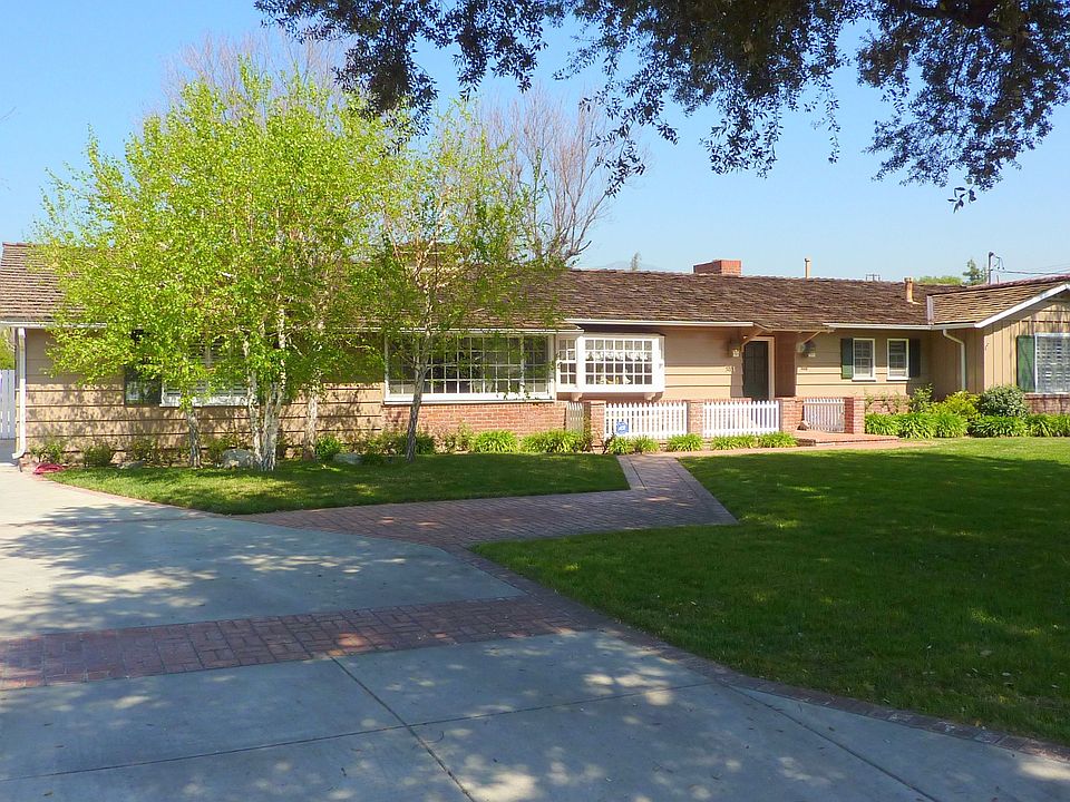 1st image of 231 W Palm Dr