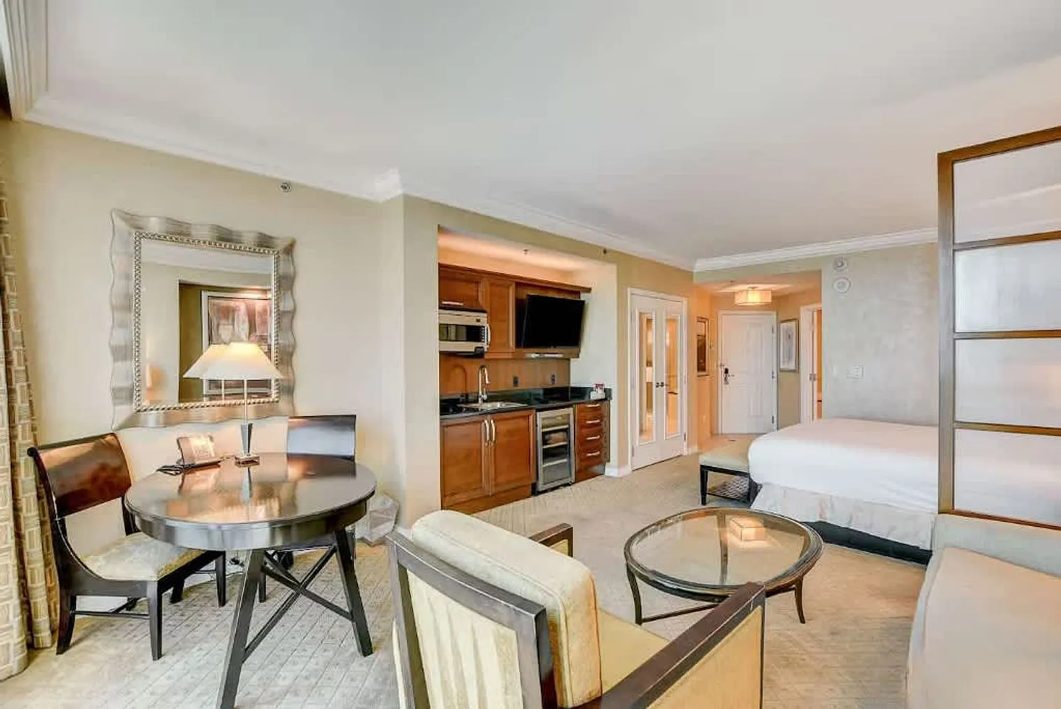 Studio, 1.0 bath, 548 sqft, $4,424 — Photo 1