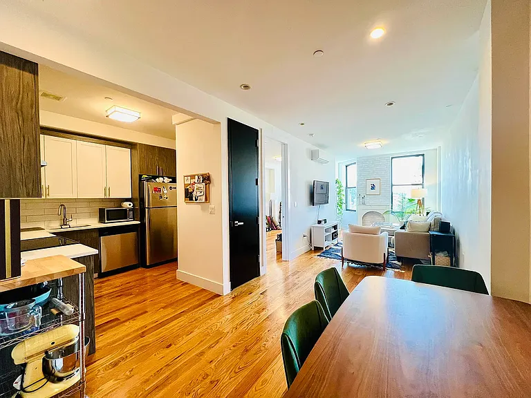 173 Martense St #PENTHOUSE — Photo 4