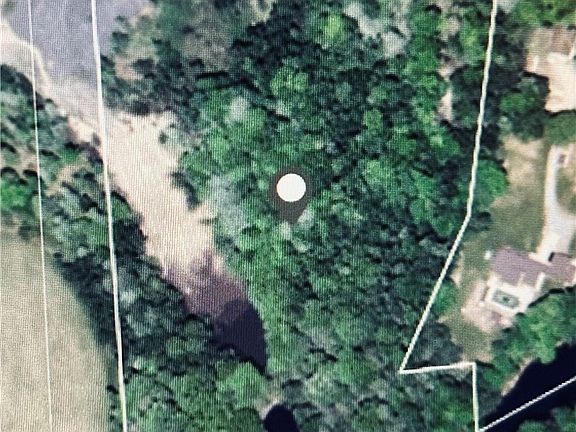 2nd image of 258 Allen Rd