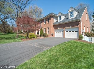 406 W Market St, Leesburg, VA 20176