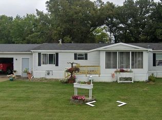 W17144 Meadowbrook Ln, Whitehall, WI 54773