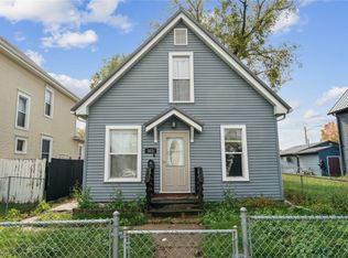 523 6th Ave SW, Cedar Rapids, IA 52404