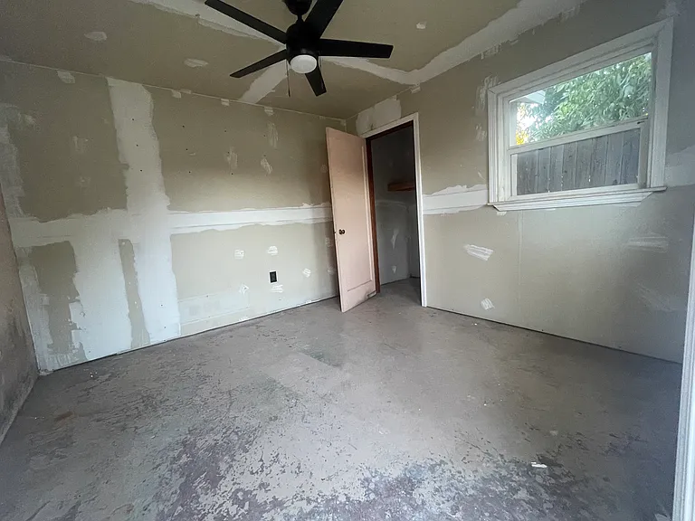 Bonus storage room