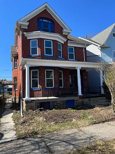705 N 2nd St Photo 1