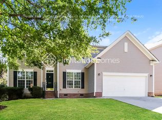 2201 Baggins Ln, Charlotte, NC 28269