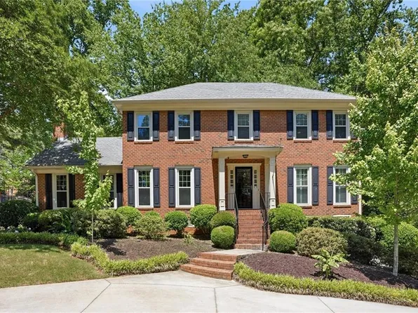 210 Woodrill Way, Sandy Springs, GA 30350