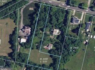 1217 E Oak Rd, Vineland, NJ 08360