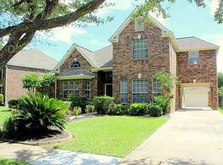 4518 Meadow Green Dr, Sugar Land, TX 77479