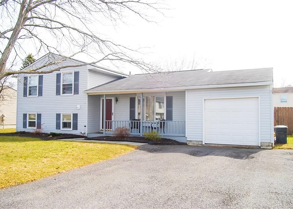 1st image of 8248 Mantova Dr