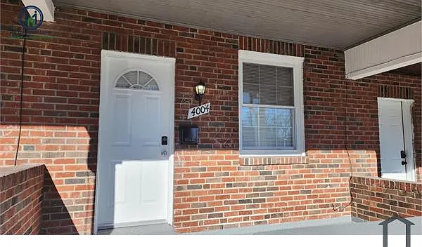 2 bed, $1,995 — Photo 2