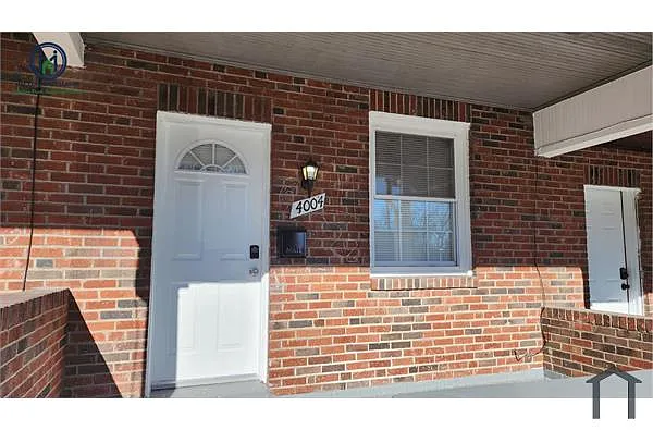 Building Photo - 4004 Walrad St