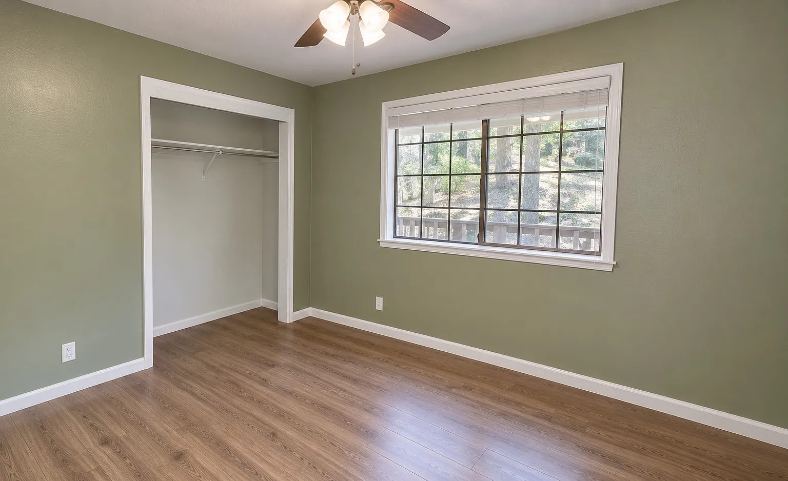 4 bed, 1940 sqft, $3,400 — Photo 4
