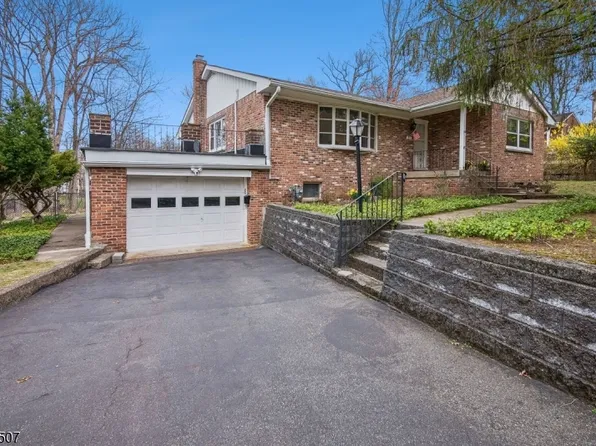 54 Briarhill Rd, Cedar Grove Twp., NJ 07009