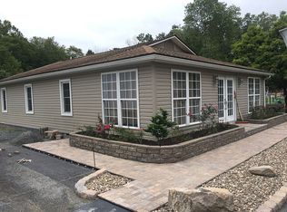 306 Laurel Rd, Orwigsburg, PA 17961