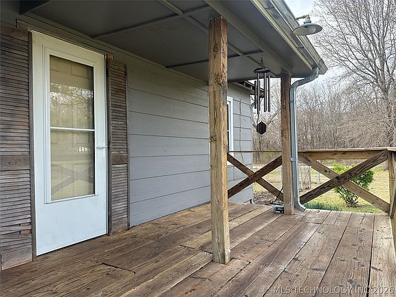 3rd image of 15250 Banyan Rd