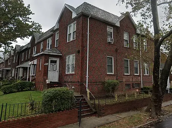 9602 25th Ave, East Elmhurst, NY 11369