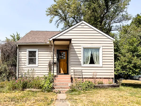 1203 Logan St, Moscow, ID 83843