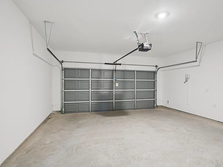 1006 Whispering Winds Dr — Photo 27