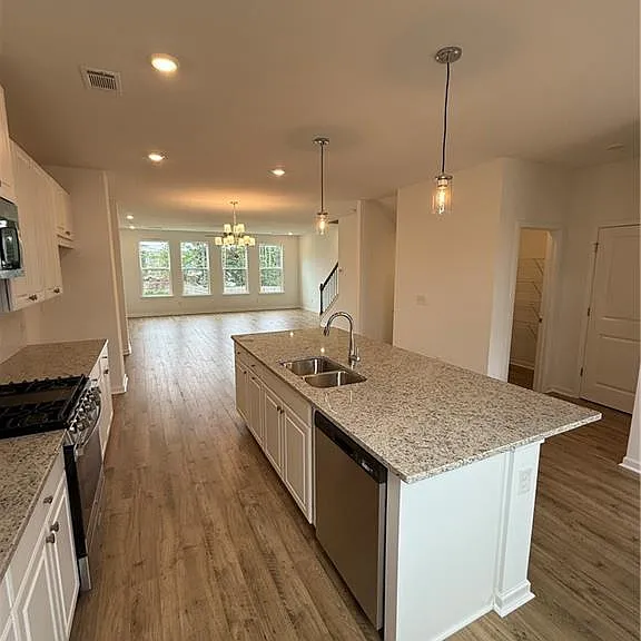 407 Nix Ln — Photo 8