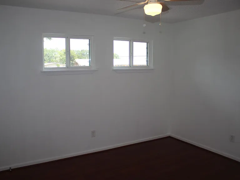 109 Delores St #K — Photo 16