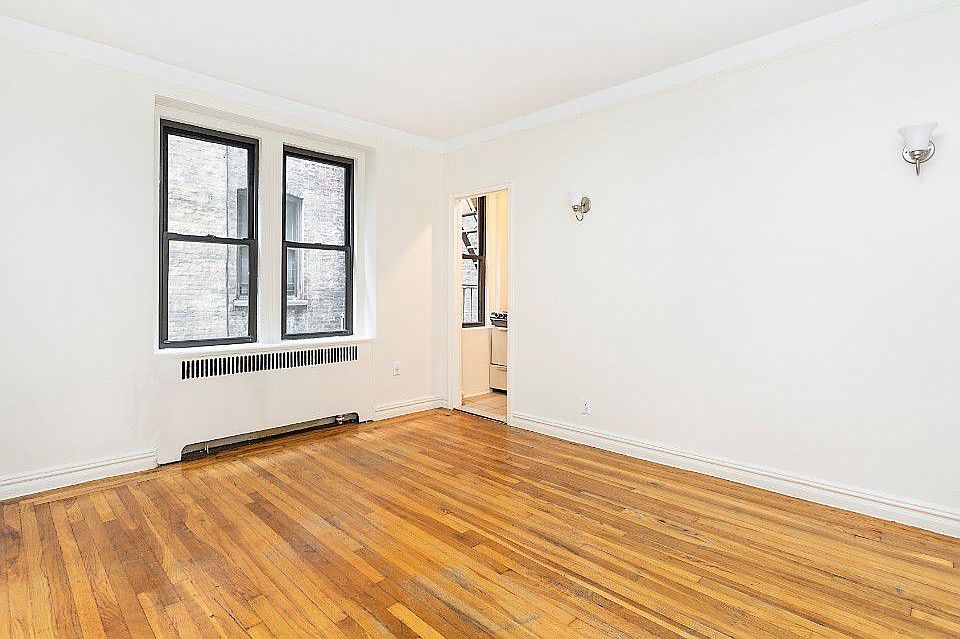 1st image of 1224 St Nicholas Ave APT 6F