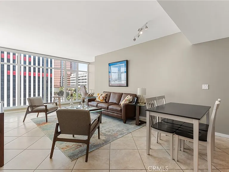 400 W Ocean Blvd #604 — Photo 2