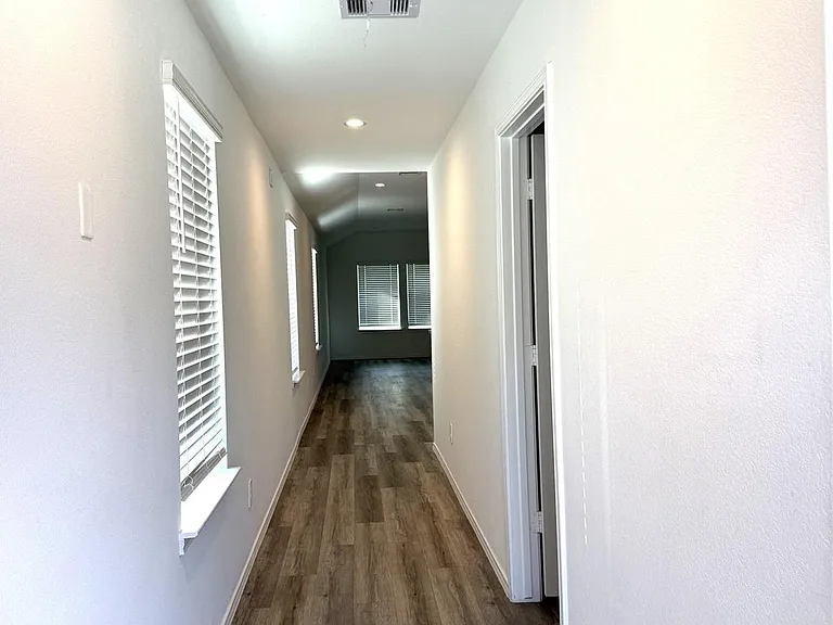 1111 Tempranillo Way — Photo 2