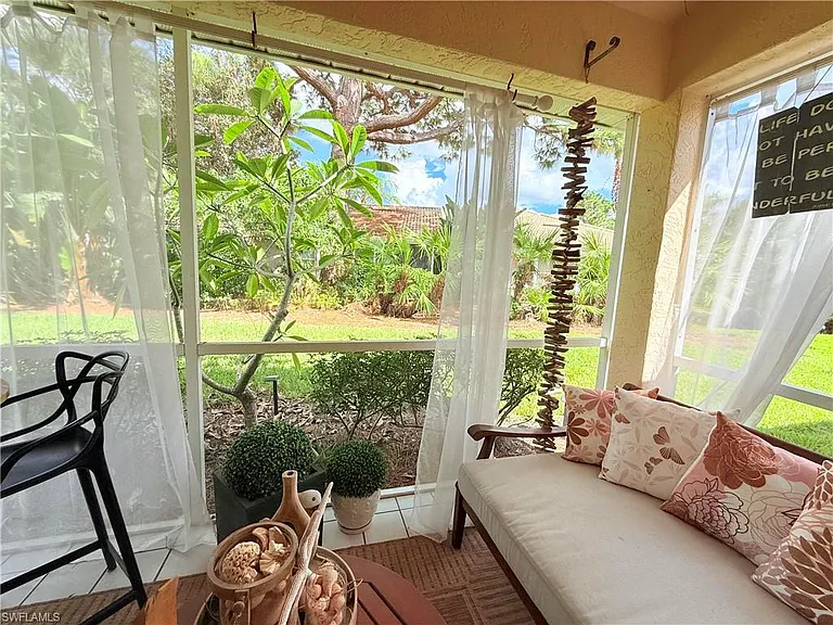 337 Emerald Bay Cir #U1 — Photo 6