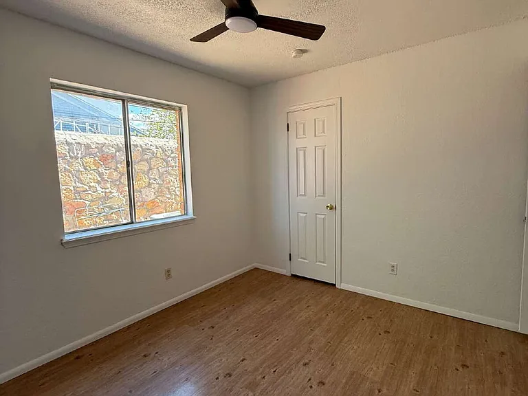 1670 Jones Ln — Photo 30