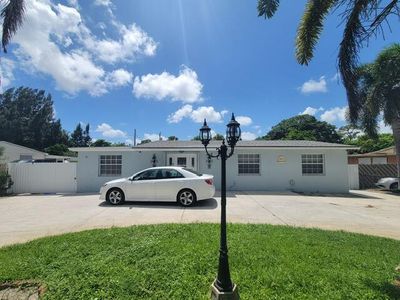 771 Burch Drive, West Palm Beach, FL, 33415