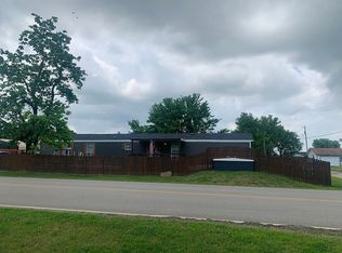 408 E Ute St, Porum, OK 74455